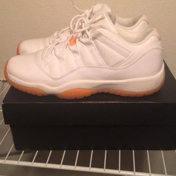 Retro 11 size 7.5 - Picture 2 of 4